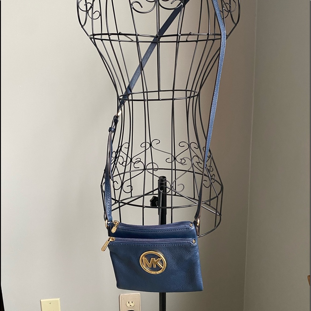Michael Kors navy crossbody
